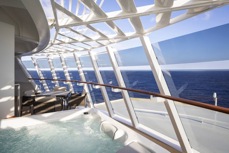 MSC Cruises MSC World America MSC Yacht Club Royal Suite ©MSC Rights, Ivan Sarfatti 3.jpg